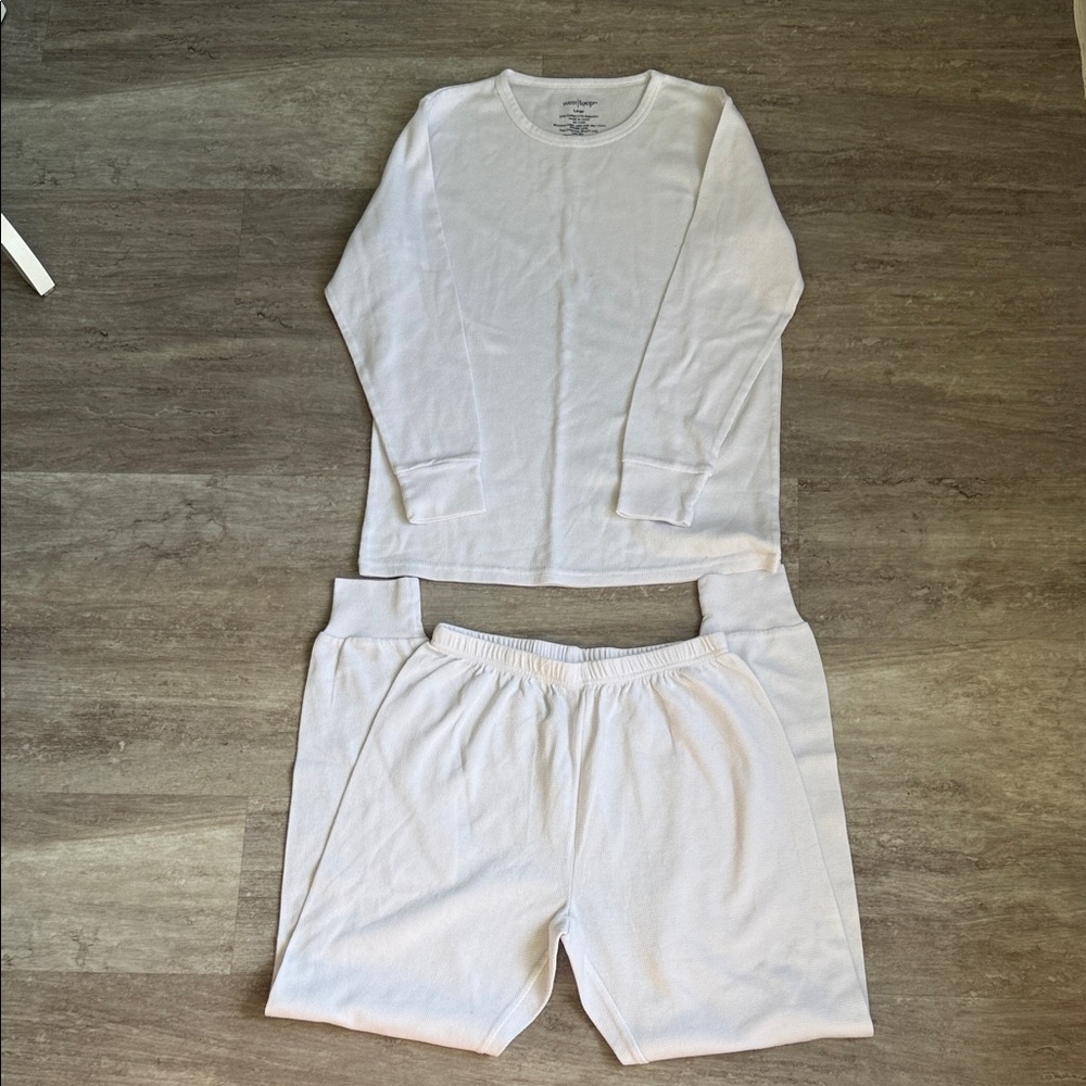 West Loop women’s long-sleeve white thermal underwear